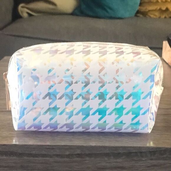 Shiny Cosmetic / Makeup Bag - Picture 1 of 6